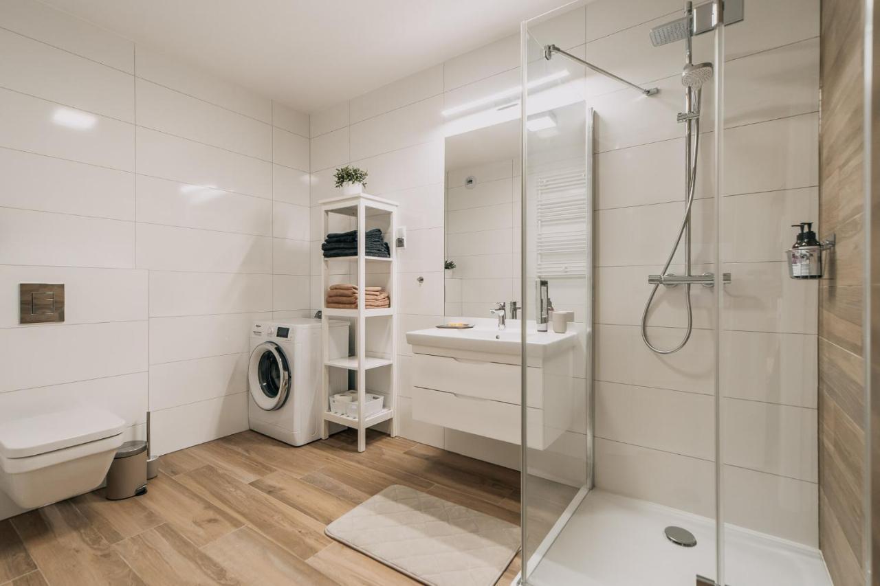 Nadmorskie Tarasy Apartament Wave Surfingbird Kołobrzeg Exterior foto