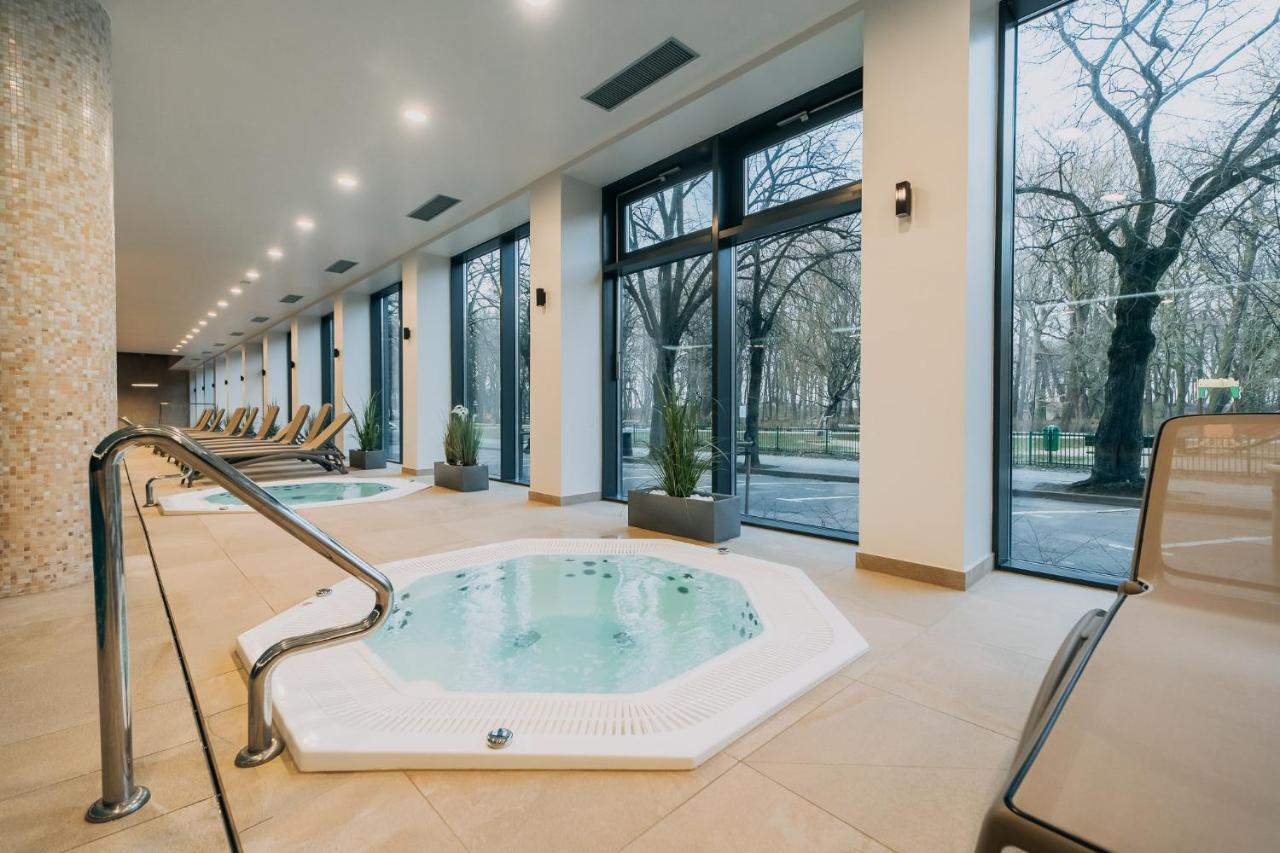Nadmorskie Tarasy Apartament Wave Surfingbird Kołobrzeg Exterior foto